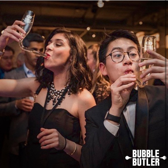 Set of 2 Champagne Shooters - rapid champagne consumption devices - Picture 5 of 11